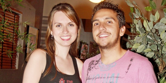Renata Fontanezi e Rafael Costa no Sumô